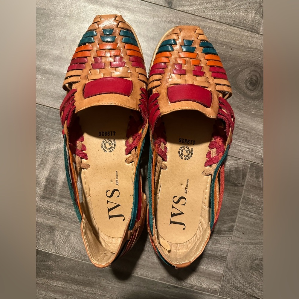 Women’s huarache sandals